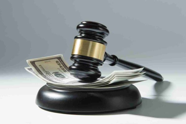 خدمات قضايا الجرائم الاقتصادية – مؤسسة الميزان للمحاماة خدمات قضايا الجرائم الاقتصادية - مؤسسة الميزان للمحاماة